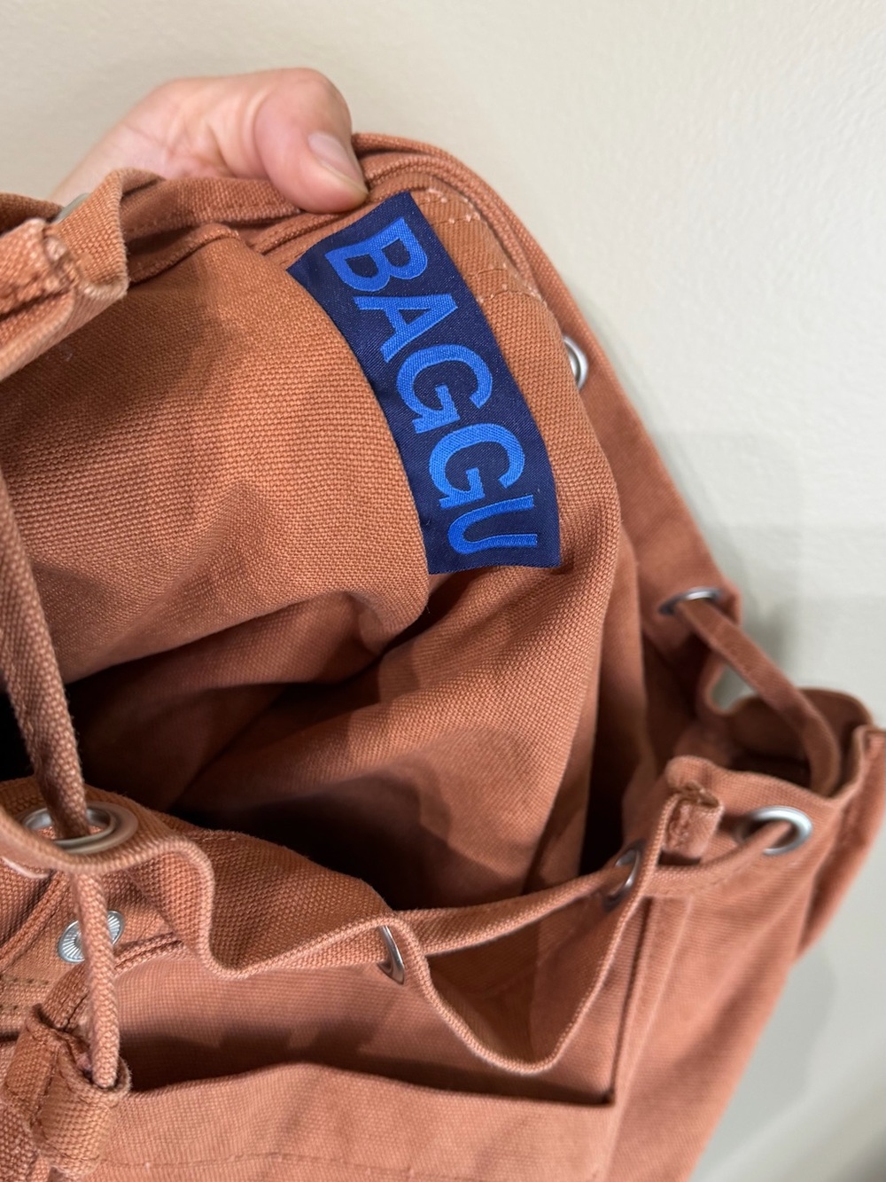 Baggu Drawstring Backpack - Picture 10 of 11